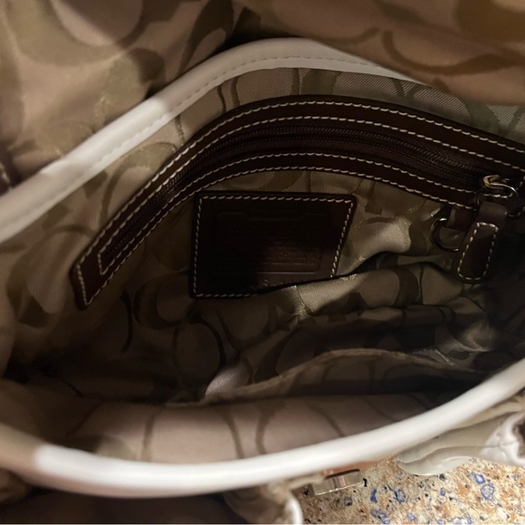 Coach purse - Picture 2 of 6